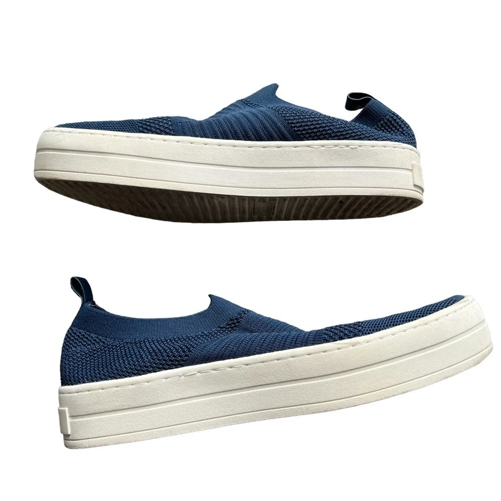 J Slides - Hilo Platform Mesh Navy Blue Sneakers Sz 8.5